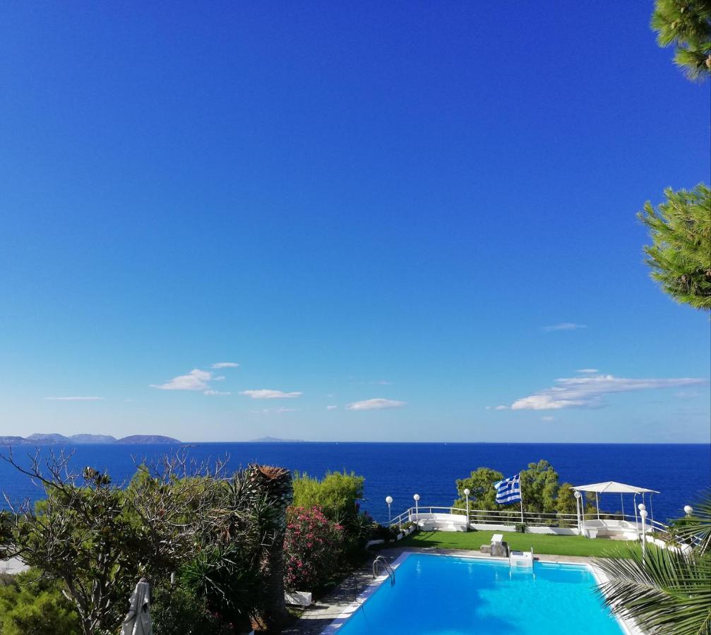Beautiful, Private Villa By The Sea Agia Marina  Exteriér fotografie